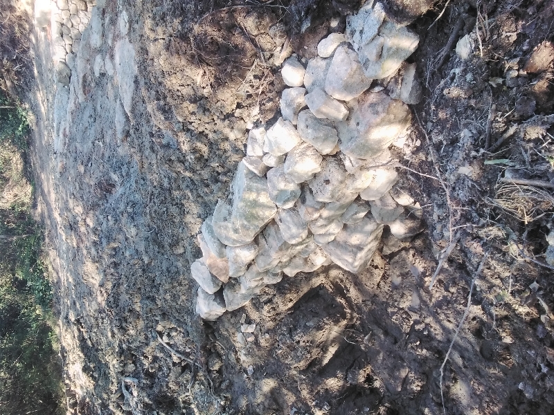 Evacuation et trop-plein empierrés