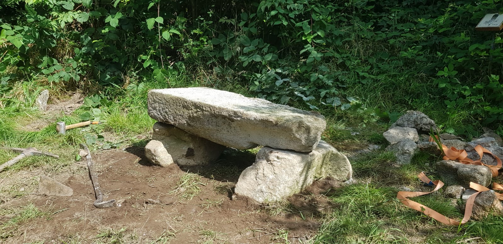 Le dolmen